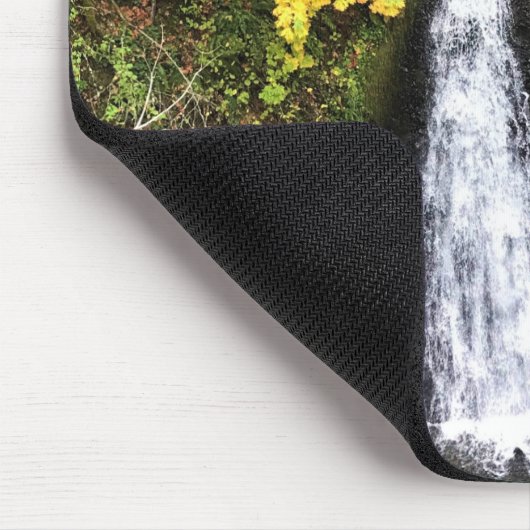 Dell Falls, Columbia River Gorge, OR Mousepad (Ecke)