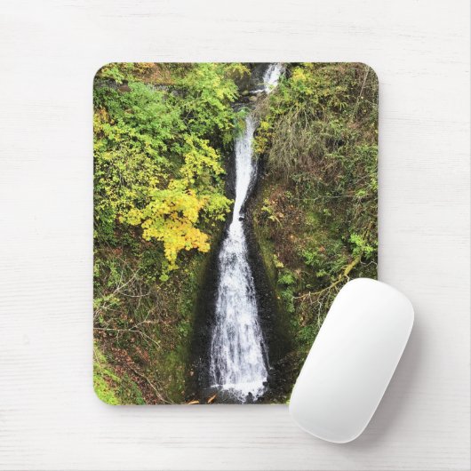 Dell Falls, Columbia River Gorge, OR Mousepad (Mit Mouse)