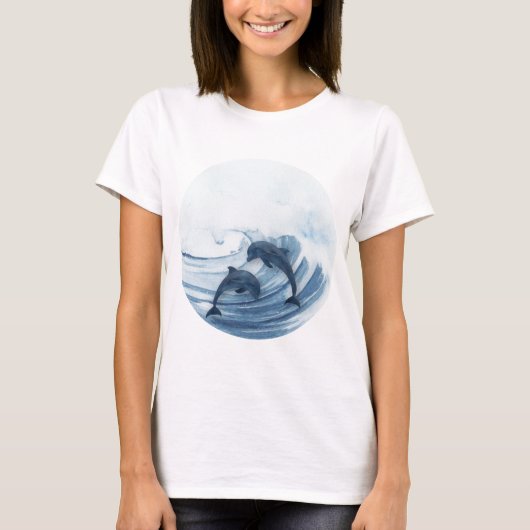 Delphine im Surfen T-Shirt (Vorderseite)