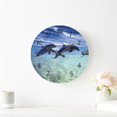 Delphine in freier Wildbahn Große Wanduhr (Zuhause)