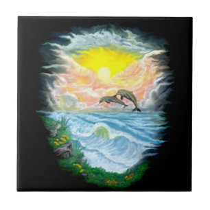 Delphine spielen im Sonnenschein Fliese