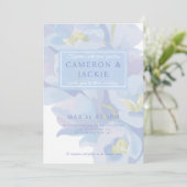 Delphinium Blue Wedding  Einladung (Stehend Vorderseite)