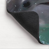 Delphinkopf im Aquamarinewasser Mousepad (Ecke)