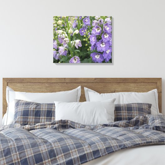 Delphinum-Blume Wrapped Canvas Leinwanddruck (Insitu (Schlafzimmer))