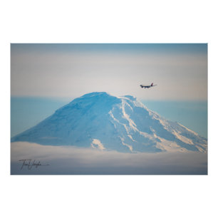 Delta Jet fliegt am Berg Rainier - Seattle, WA Fotodruck