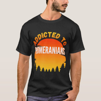 Dem Spitz für Hunde zugefügt T-Shirt