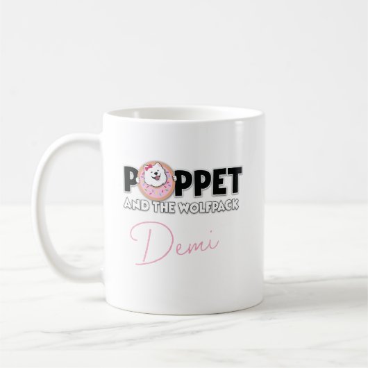 Demi in einem Donut Kaffeetasse (Links)