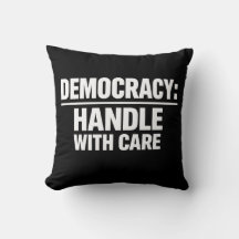 Demokratie Mit Sorgfalt Behandeln