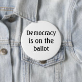 Demokratie steht auf dem Stimmzettel Button (Beispiel)