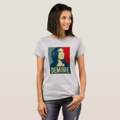 Demure und Mindful Kamala Harris T-Shirt (Vorne ganz)
