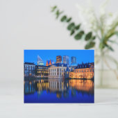 Den Haager Skyline zur blauen Stunde Postkarte (Stehend Vorderseite)