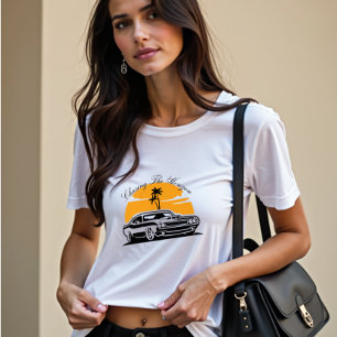Den Horizont jagen Vintage Muscle Car Sonnenunterg Tri-Blend Shirt