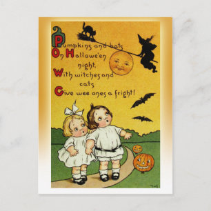 Den Kleinen zu Halloween einen Schrecken einjagen! Postkarte
