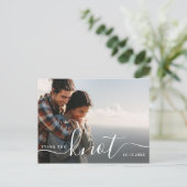 Den Knoten binden | Modernes Save the Date Foto Postkarte (Stehend Vorderseite)
