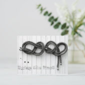 Den Knoten binden Postkarte (Stehend Vorderseite)