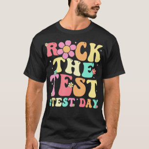 Den Retro-Testtag abschließen, um den Motivierend  T-Shirt
