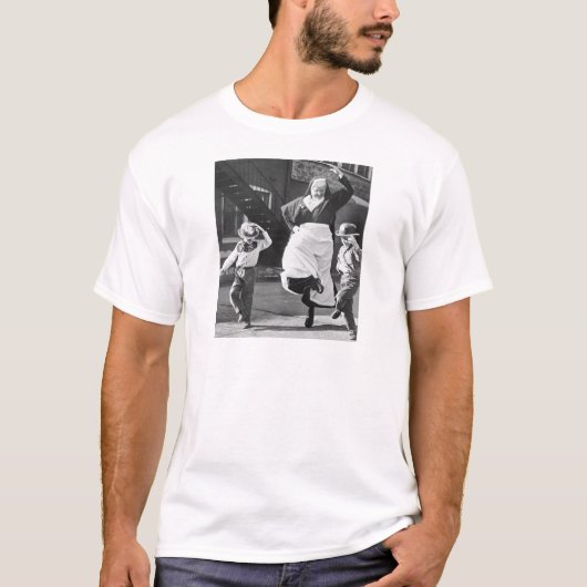 Den Tag entfernt tanzen T-Shirt (Vorderseite)