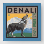 Denali National Park | Howling Wolf Quadratische Wanduhr (Vorderseite)