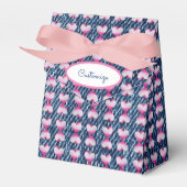 Denim and Krawatte Dyed Hearts Fvor Box Geschenkschachtel (Vorderseite)