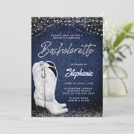 Denim Diamonds Cowgirl Boots Country Bachelorette Einladung (Stehend Vorderseite)