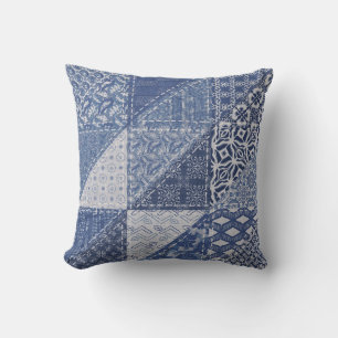 Denim-Dreieck-Patchwork-Vintage-Textur. Kissen