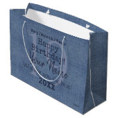 Denim Look Personalizable Geschenktasche HAMbyWG Große Geschenktüte (Rückseite Schrägansicht)