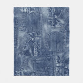 Denim Material in einem Patchwork-Taschenmuster. Fleecedecke (Vorderseite)