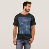 Denim Material in einem Patchwork-Taschenmuster. T-Shirt (Vorne ganz)
