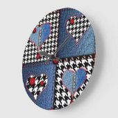 Denim Patchwork: Nahtloses Stoffmuster Große Wanduhr (Winkel)