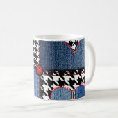 Denim Patchwork: Nahtloses Stoffmuster Kaffeetasse (VorderseiteRechts)