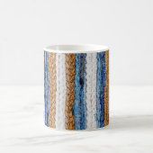 Denim-Patchwork: Teppich aus recycelten Jeans. Kaffeetasse (Mittel)
