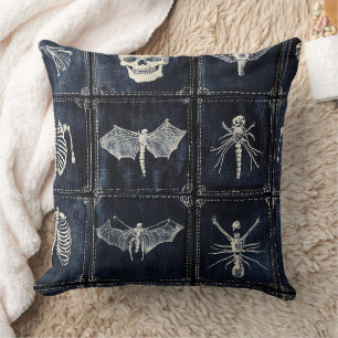 Denim Quilt mit Schädeln und Insekten Kissen