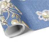Denim Textured Lace und Pearls Geschenkpapier (Rolleneckpunkt)