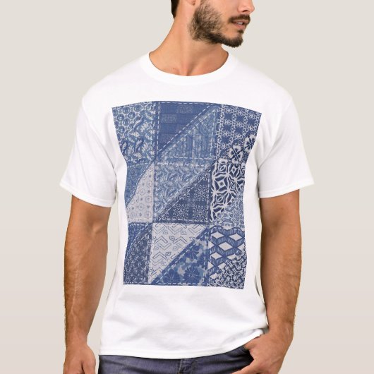 Denim Triangle Patchwork Vintage Textur. T-Shirt (Vorderseite)
