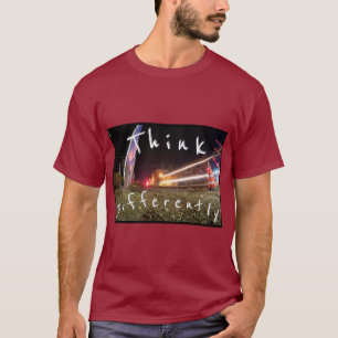 Denke anders Extended Blundering-Shirt T-Shirt