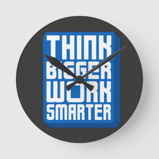 Denke größer Arbeite härter Runde Wanduhr (Vorderseite)