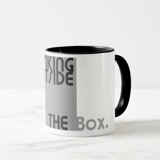 Denken außerhalb des Kastens Tasse (VorderseiteRechts)
