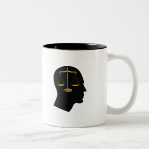 Denken Sie an Jurastudenten der Gerechtigkeits- Zweifarbige Tasse