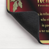 Denken Sie an Poppy Mousepad (Ecke)