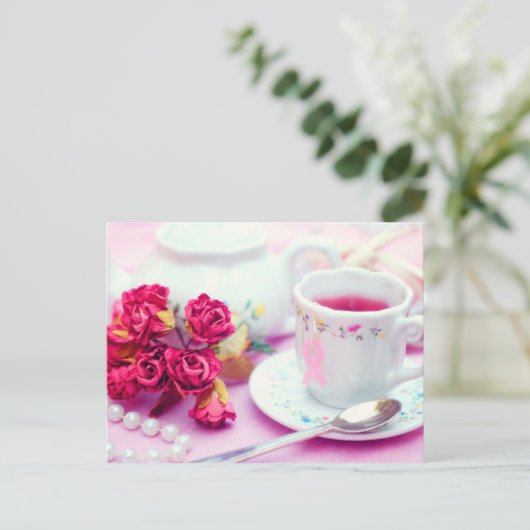 Denken Sie an rosa Tee Postkarte (Stehend Vorderseite)