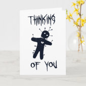 Denken Sie an Sie - Funny Halloween Voodoo Doll Karte (Gelbe Blume)