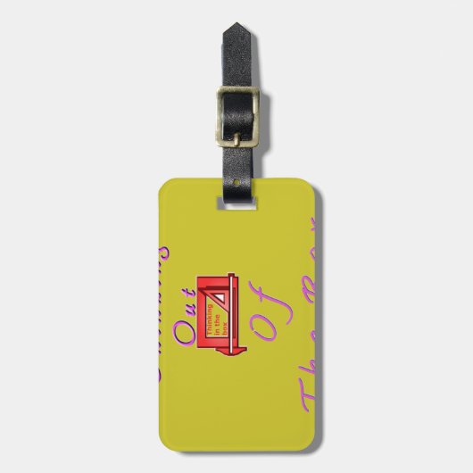 Denken Sie aus der Schachtel. Gepäckanhänger (Vorderseite vertikal)