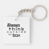 Denken Sie immer außerhalb der Box, Motivierend Zi Schlüsselanhänger (Rückseite)