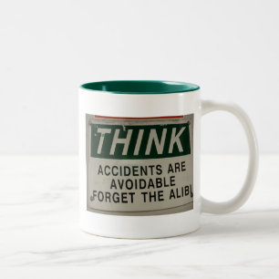 Denken Sie Zweifarbige Tasse