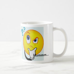 Denkende Emoticon-Tasse liest Hummm… Kaffeetasse