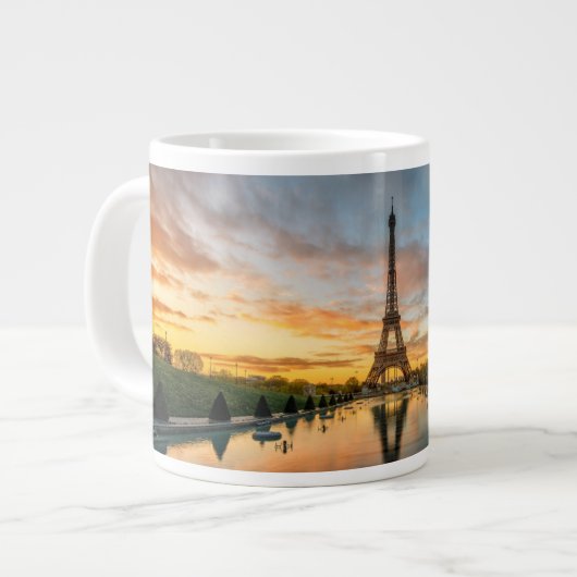 Denkmäler | Eiffelturm Sunrise Jumbo-Tasse (Vorderseite Links)