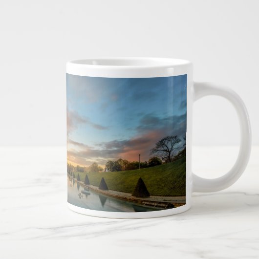 Denkmäler | Eiffelturm Sunrise Jumbo-Tasse (Rechts)