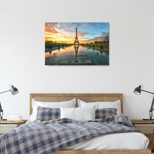 Denkmäler | Eiffelturm Sunrise Leinwanddruck (Insitu (Schlafzimmer))