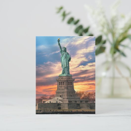 Denkmäler | Freiheitsstatue Postkarte (Stehend Vorderseite)