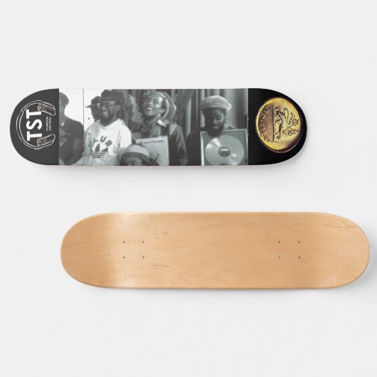 DENNIS THOMPSON / BOB MARLEY Skateboard (Horizontal)